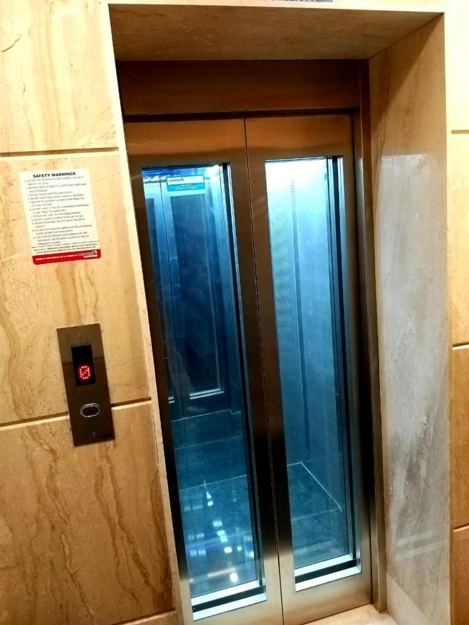 Grand Elegant Hotel Chennai Bagian luar foto