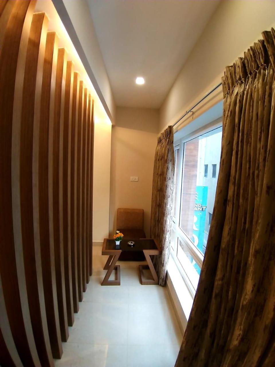 Grand Elegant Hotel Chennai Bagian luar foto